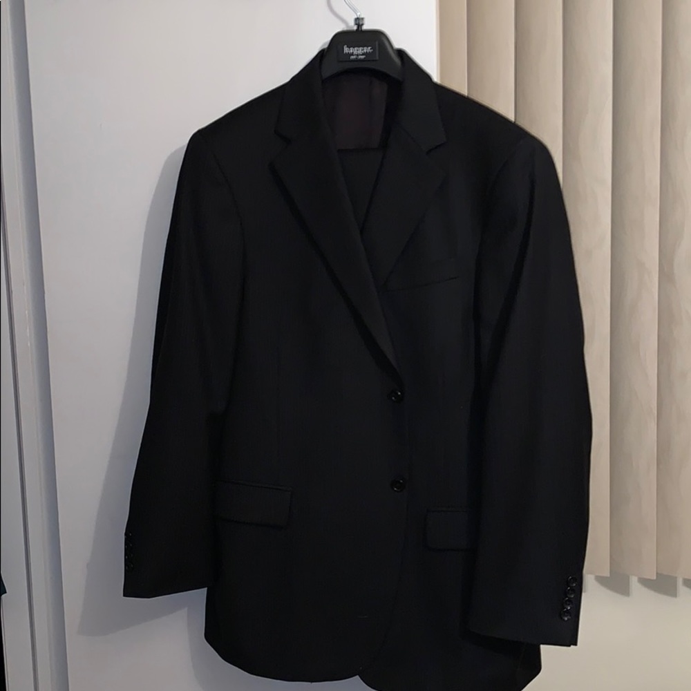 Men’s Dockers wool blend suit